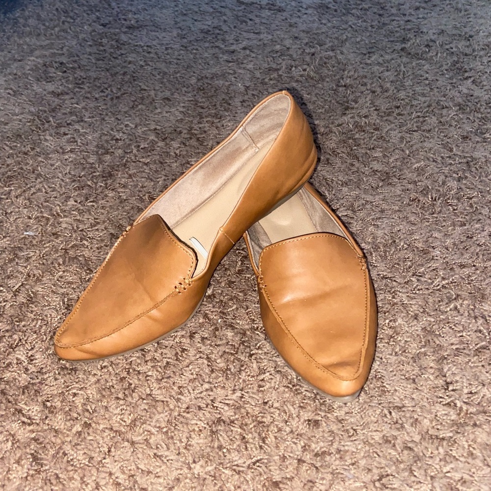Women’s Pointy Toe Loafers